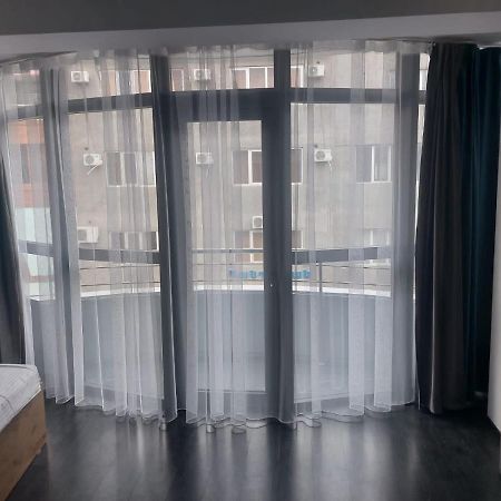 Friendly Hotel Erevan Esterno foto
