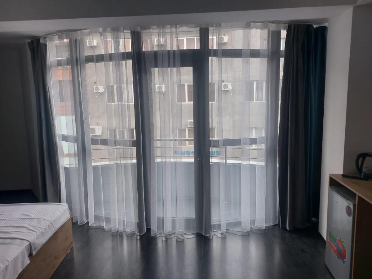 Friendly Hotel Erevan Esterno foto
