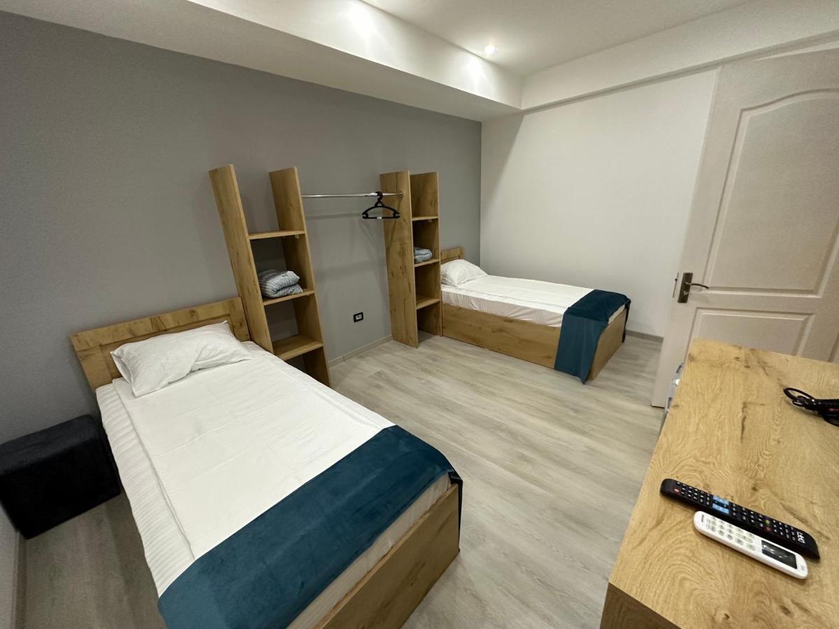 Friendly Hotel Erevan Esterno foto